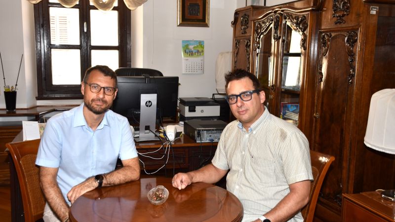 Znanost u službi dvojezičnosti